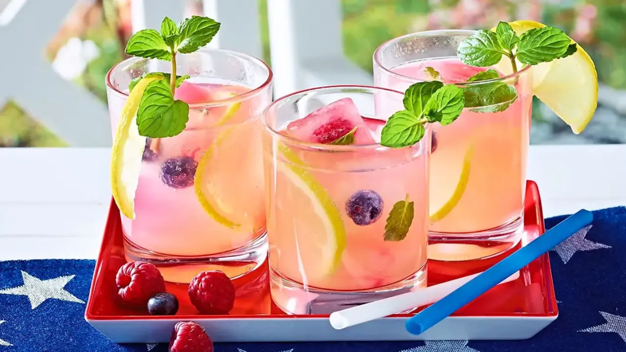 Raspberry Lemonade Vodka Spritzer Recipe